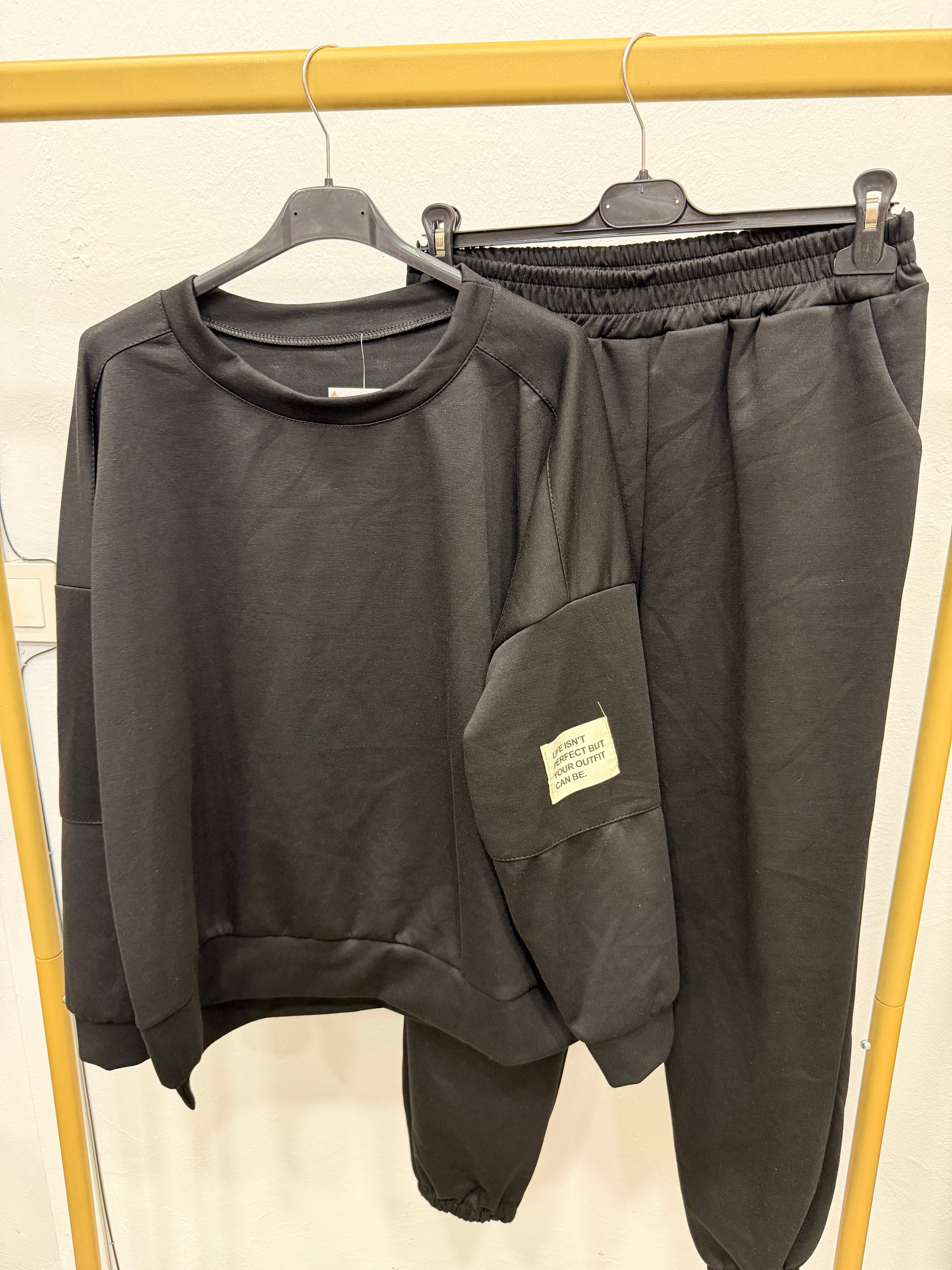 Conjunto chándal parche