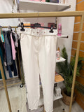 Pantalón cinturón blanco