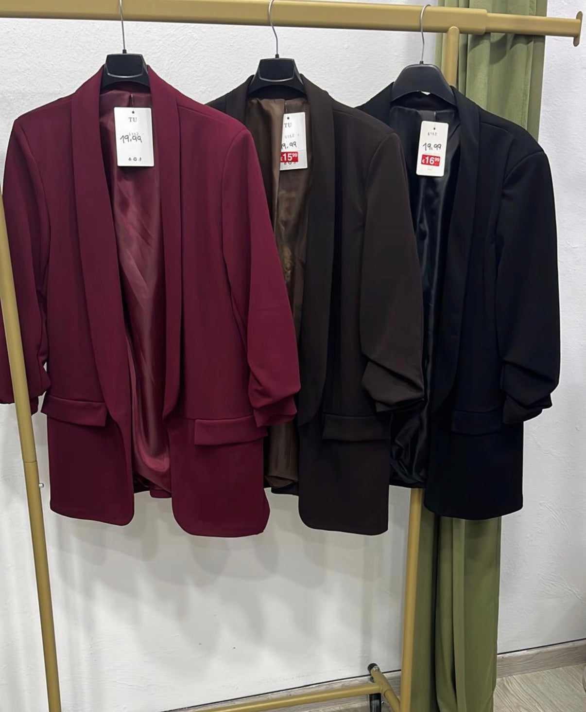 Blazer manga fruncida